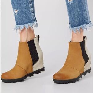 Sorel Joan of Arctic Chelsea Ankle Boots